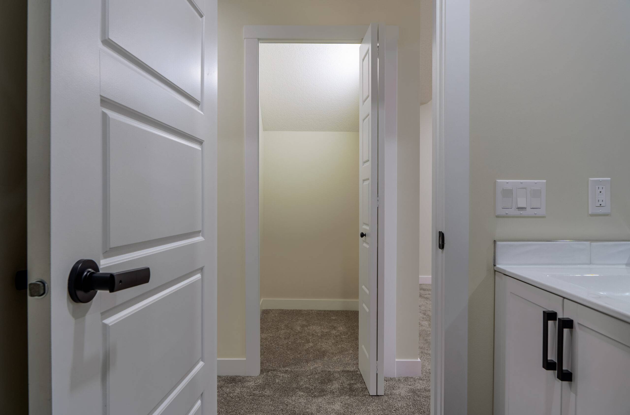 Closet, Spotlight Content, Videographer Calgary, Real Estate Photographer Calgary