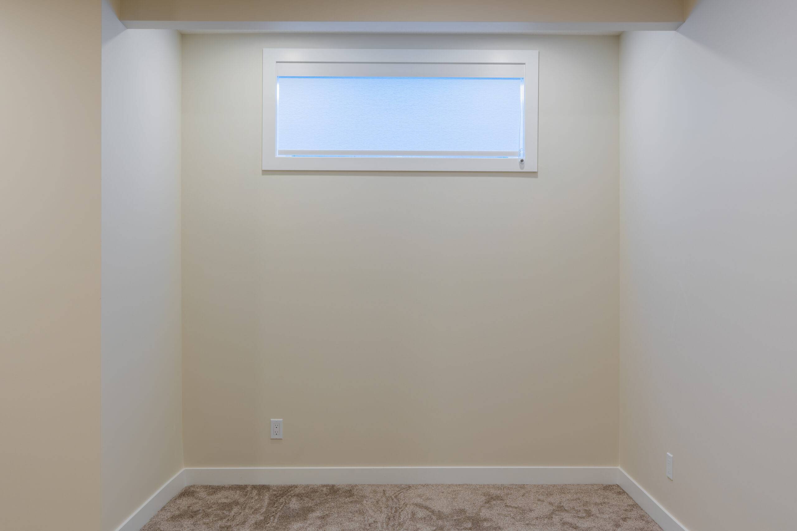 Window, Spotlight Content, Videographer Calgary, Real Estate Photographer Calgary